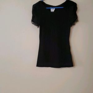 Black tee